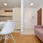 Luka Apartman *