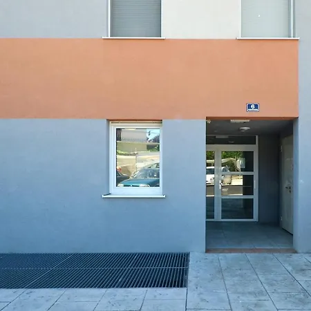 Luka Apartament