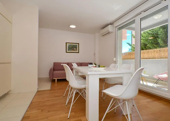 Apartment Luka Split